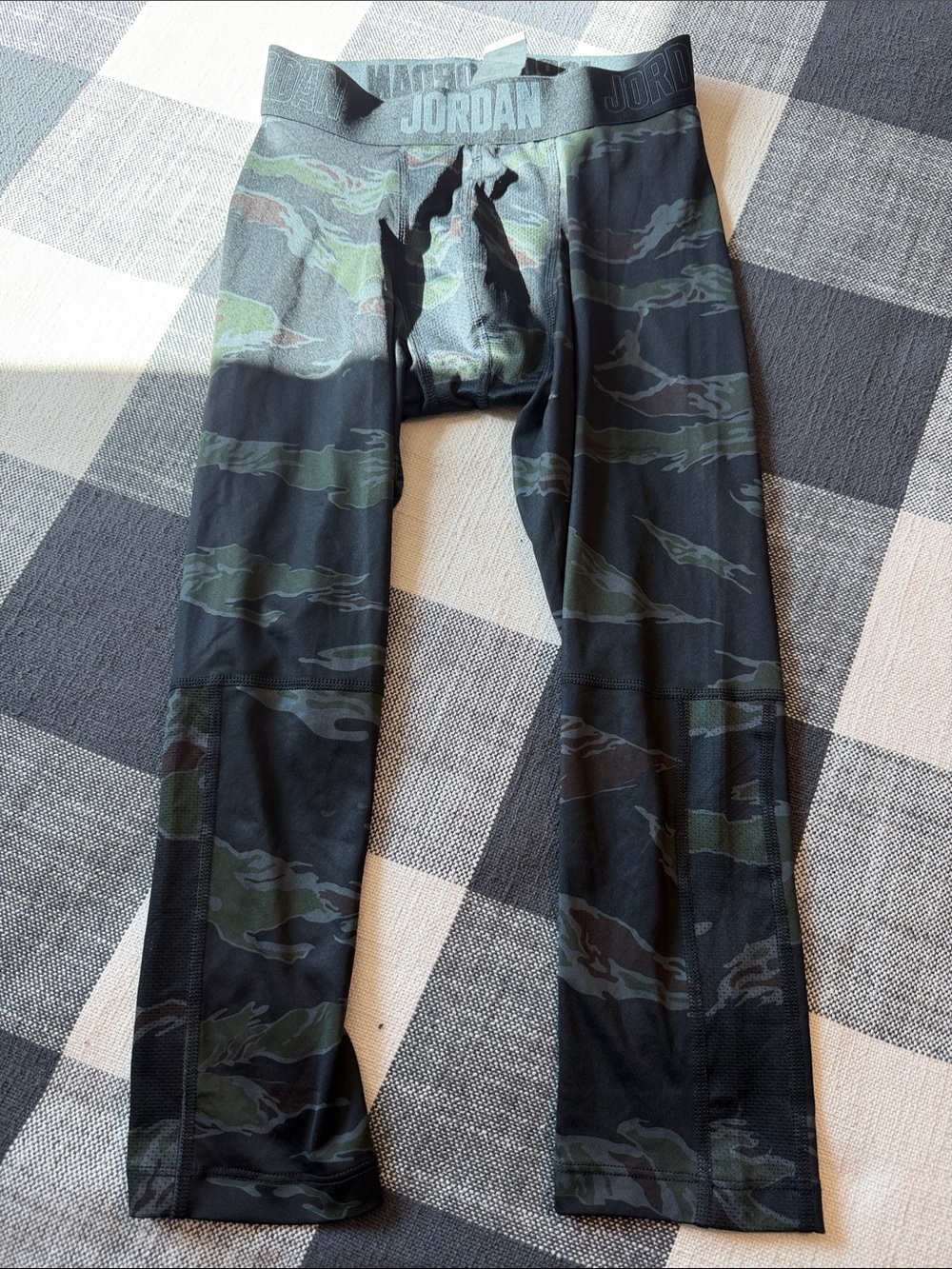 Jordan Men’s Black and Olive Camo Performance Tights